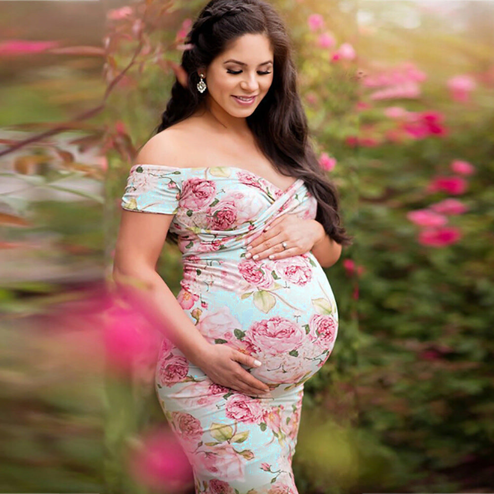 Vestido de maternidad con escote en V cruzado y manga corta