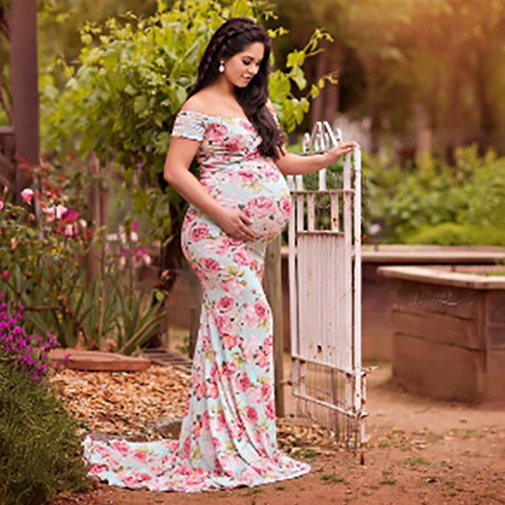 Vestido de maternidad con escote en V cruzado y manga corta